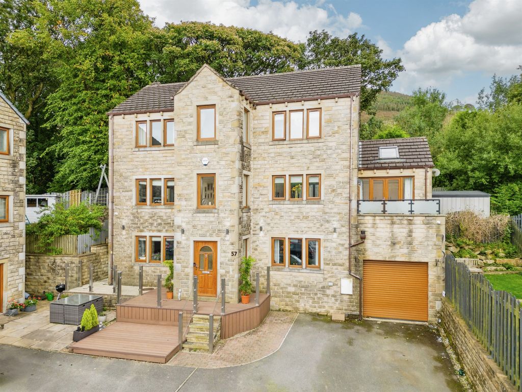 5 bed detached house for sale in Deer Hill Drive, Marsden, Huddersfield