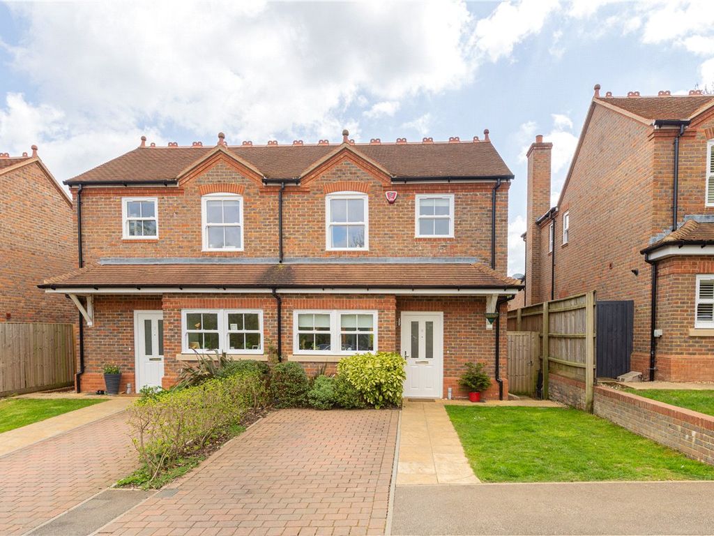 3 bed semidetached house for sale in Baulk Close, Harpenden AL5 Zoopla