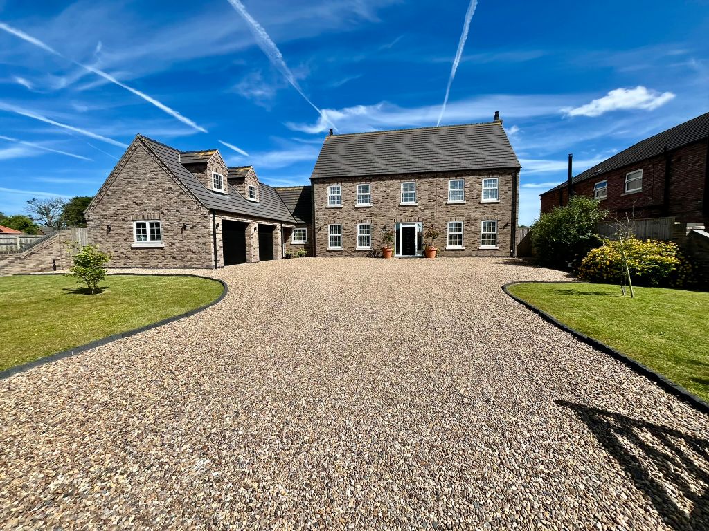 5 bed detached house for sale in Wainfleet Road, Burgh Le Marsh PE24, £