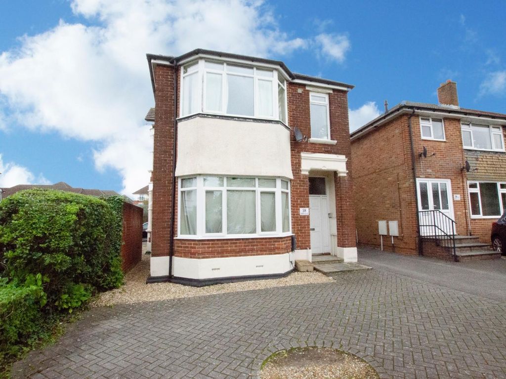 1 bed flat to rent in Leigh Road, Eastleigh SO50, £725 pcm Zoopla