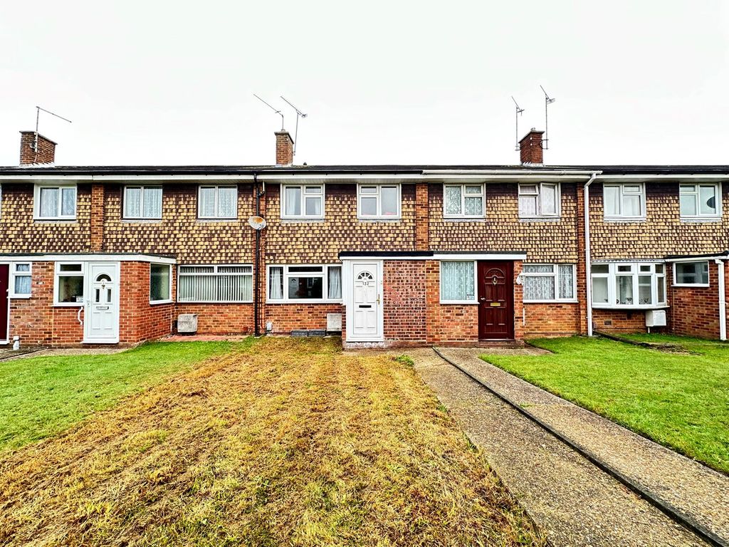3 bed terraced house for sale in Drive, Chelmsford CM2, £315,000 Zoopla