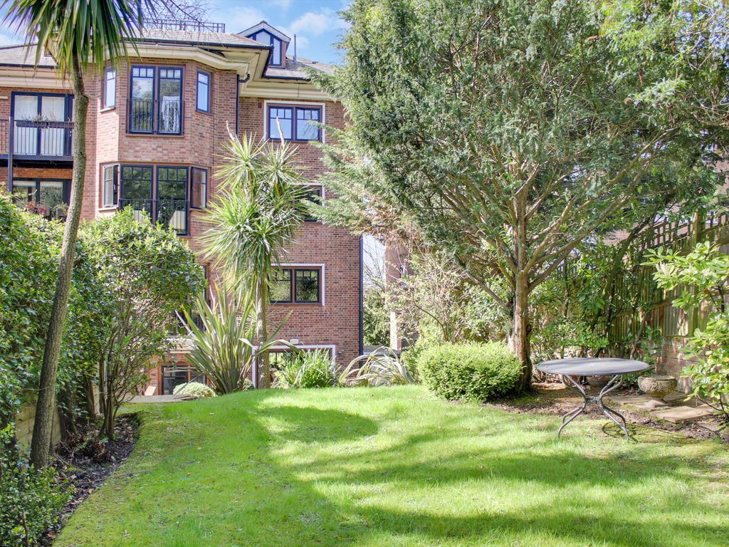 3 bed flat for sale in Lindfield Gardens, London NW3 Zoopla