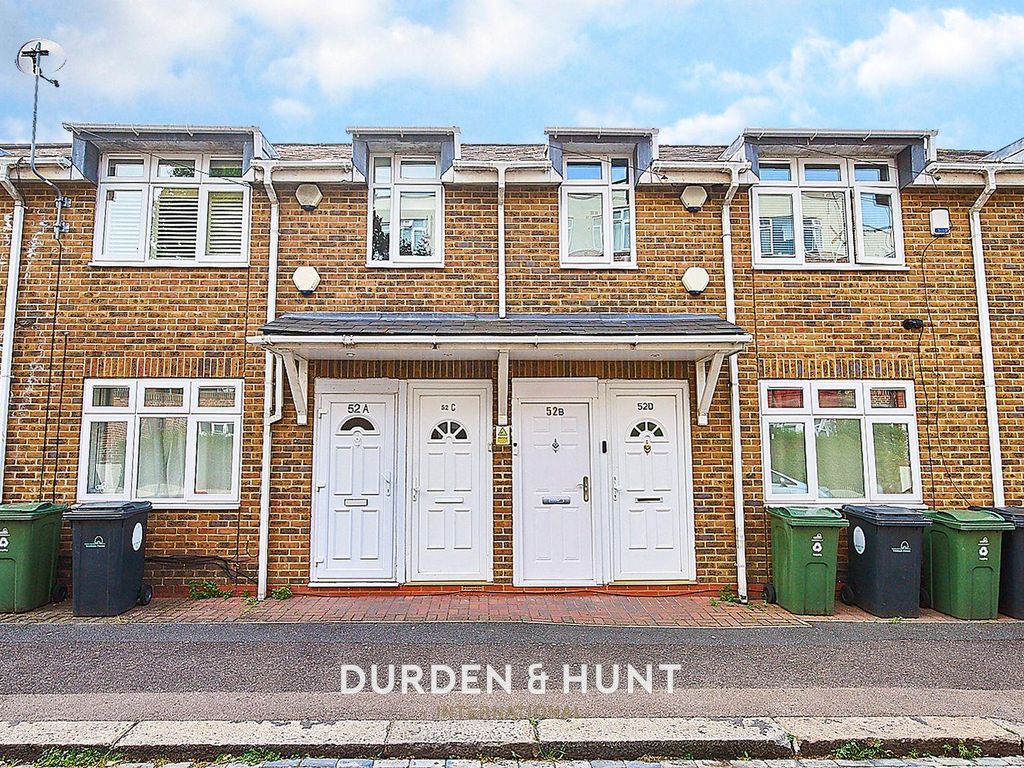 2 bed for sale in Brewster Road, London E10 Zoopla