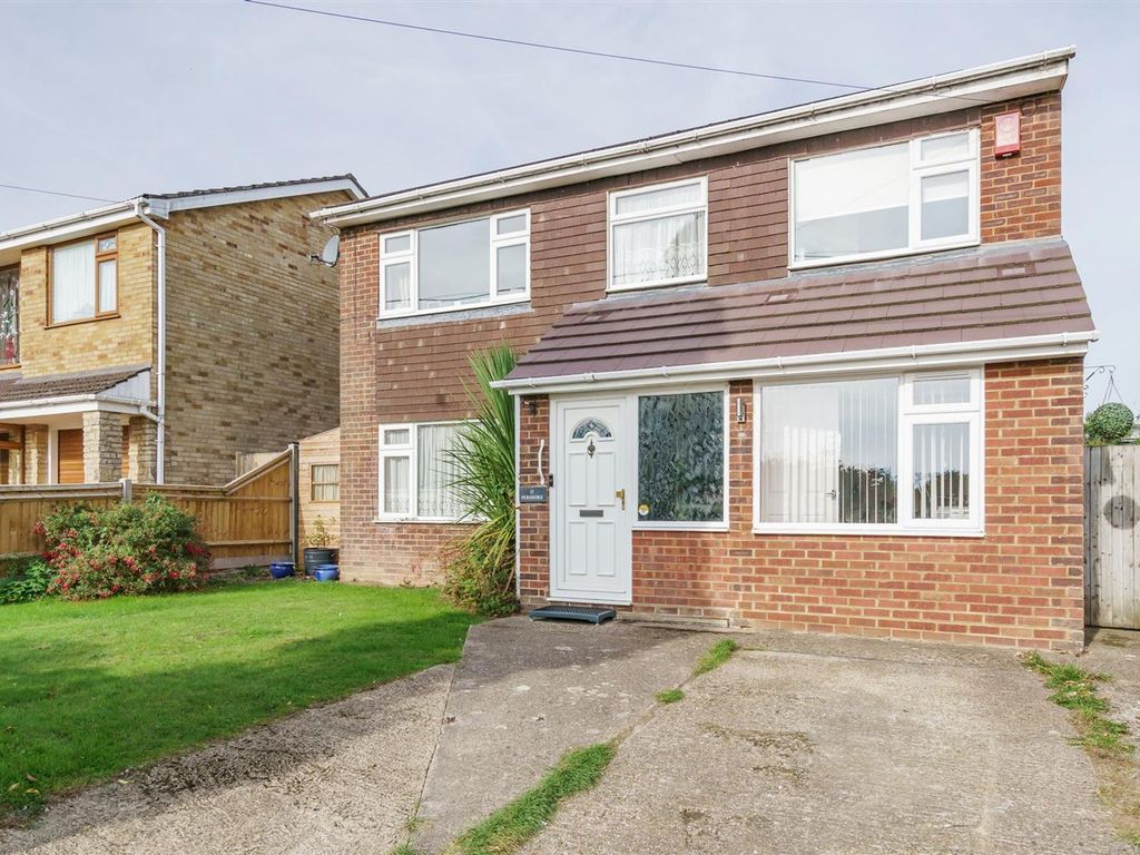 4 bed detached house for sale in Mill Road, Stokenchurch, High HP14 Zoopla