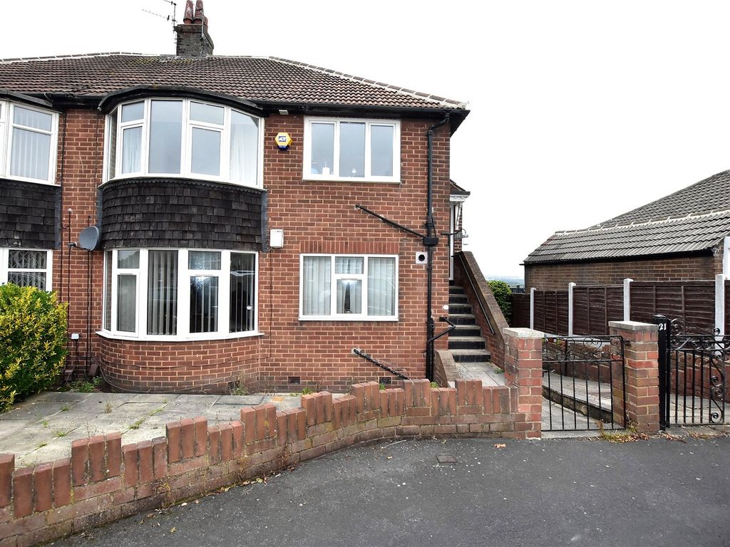 2 bed flat for sale in Kirkwood Avenue, Cookridge, Leeds, West