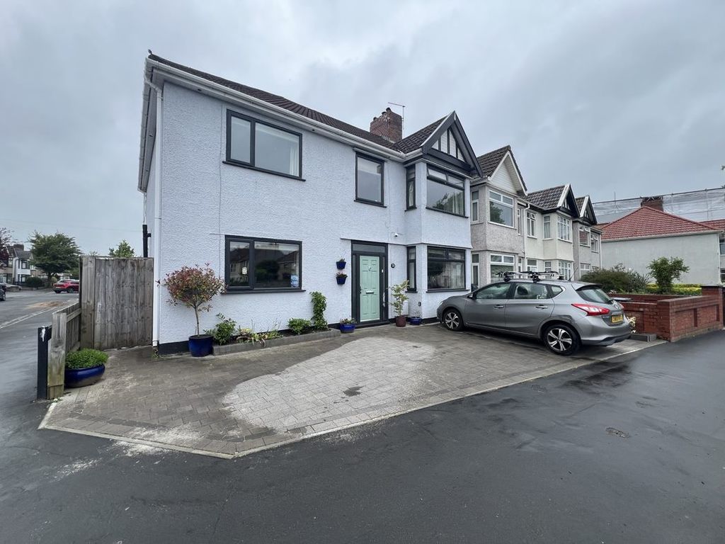 5 bed terraced house to rent in Duckmoor Road, Bristol BS3, £2,400 pcm