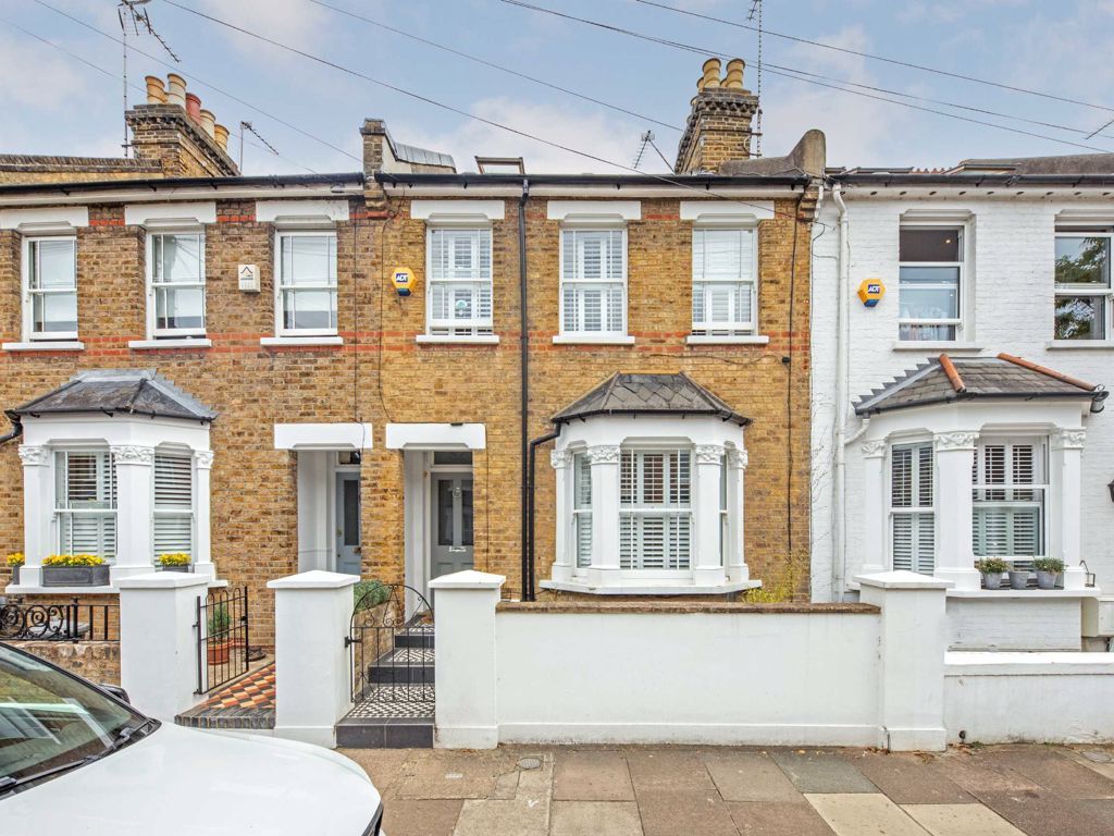 3 bed property for sale in Haliburton Road, St Margarets, Twickenham