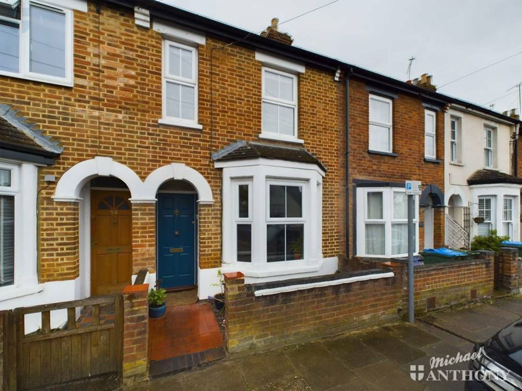 2 bed terraced house for sale in Queens Park, Aylesbury HP21, £250,000