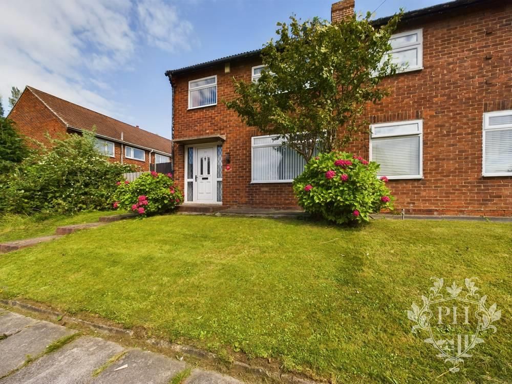 3 bed semidetached house for sale in Mead Crescent, Thornaby, Stockton