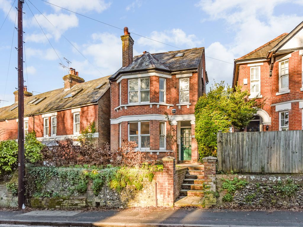 4 bed detached house for sale in Alresford Road, Winchester SO23, £