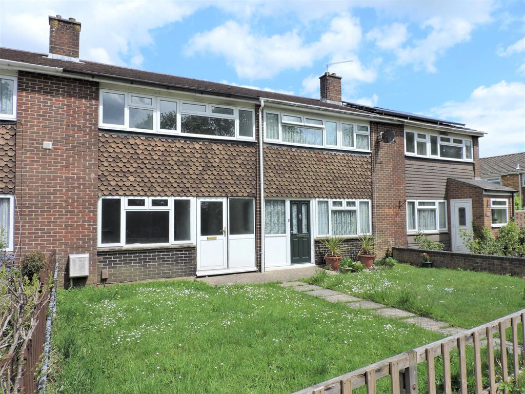 3 bed terraced house to rent in Longfield Avenue, Fareham PO14 Zoopla
