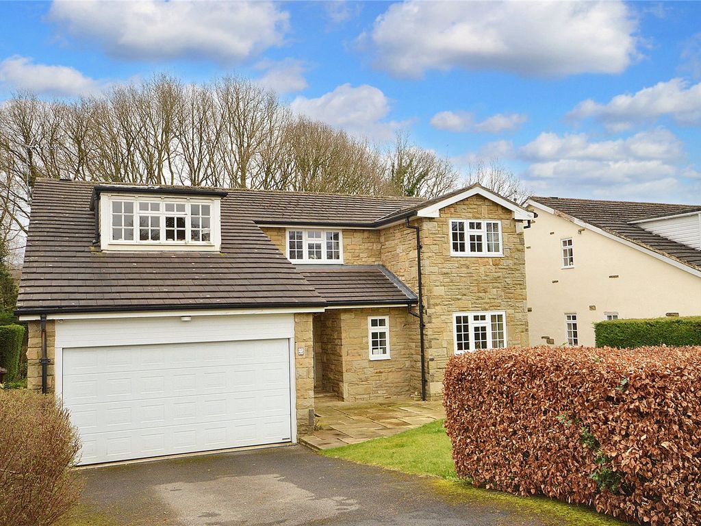 5 bed detached house for sale in Foxhill Crescent, Leeds, West