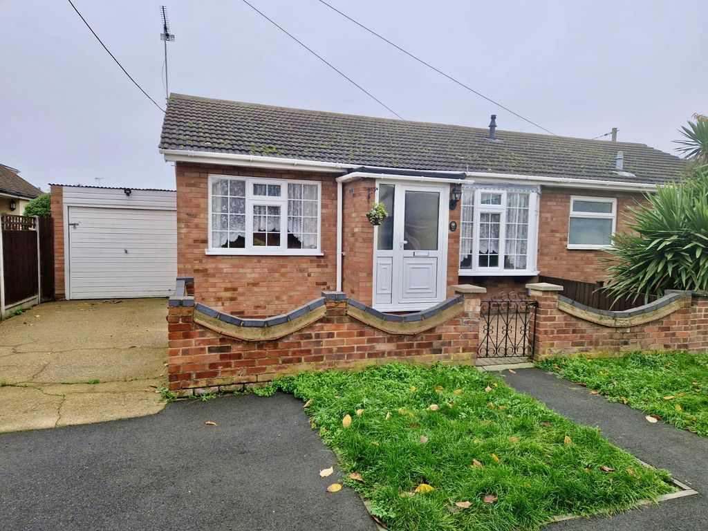 Borrett Avenue, Canvey Island SS8  