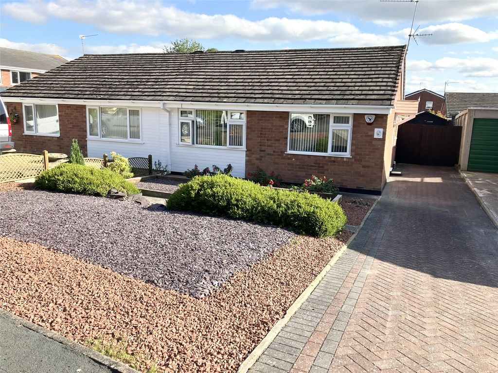 2 bed bungalow for sale in Mendip Close, Little Dawley, Telford, Shropshire TF4, £185,000 Zoopla