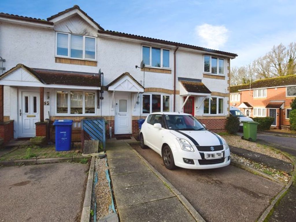 2 bed terraced house for sale in Ryde Drive, StanfordLeHope SS17, £