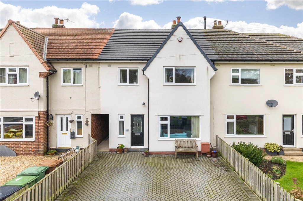 3 bed terraced house for sale in Mill Croft Estate, Pool In Wharfedale