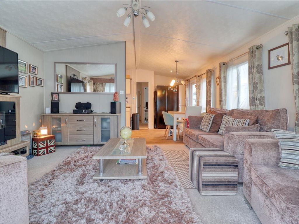 3 bed bungalow for sale in Birch Road, Oaklands Park, St Osyth CO16