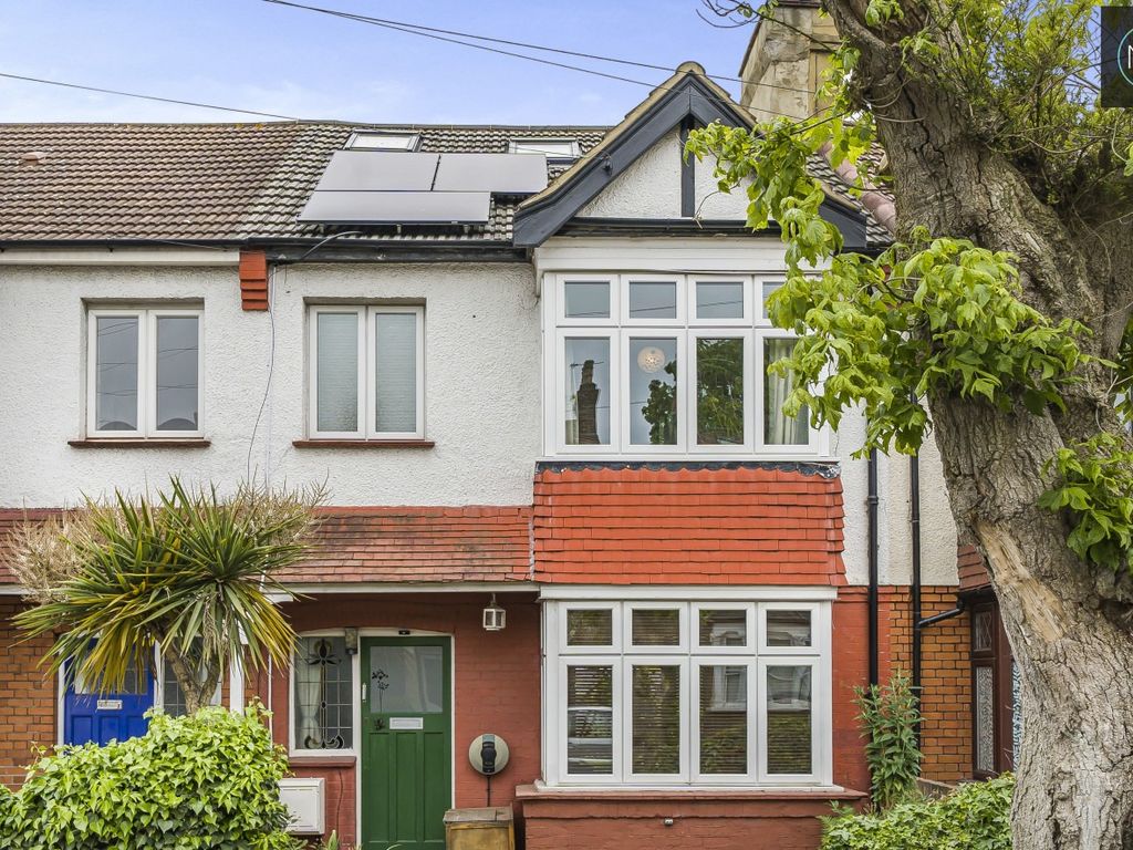 4 bed terraced house for sale in Malmesbury Road, South Woodford