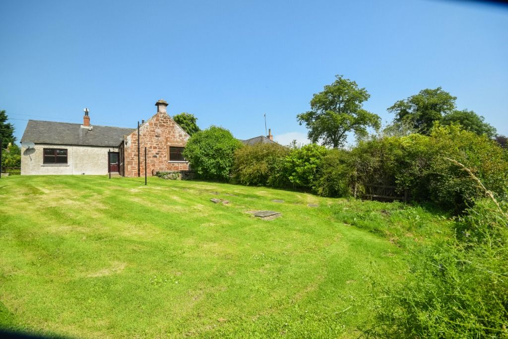 3 bed semidetached house to rent in Farnell, Brechin, Angus DD9, £800