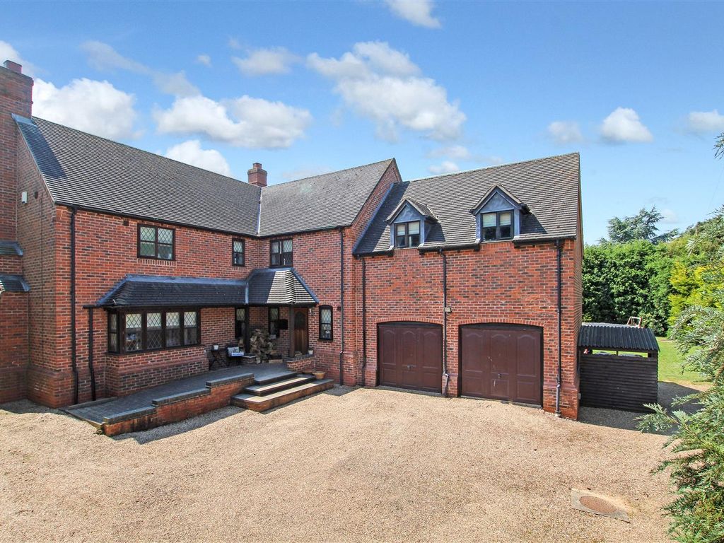 5 bed detached house for sale in Measham, Swadlincote, Derbyshire DE12