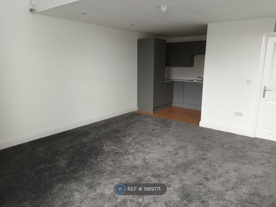 1 bed flat to rent in Brougham Hall, Rossendale BB4, £600 pcm Zoopla