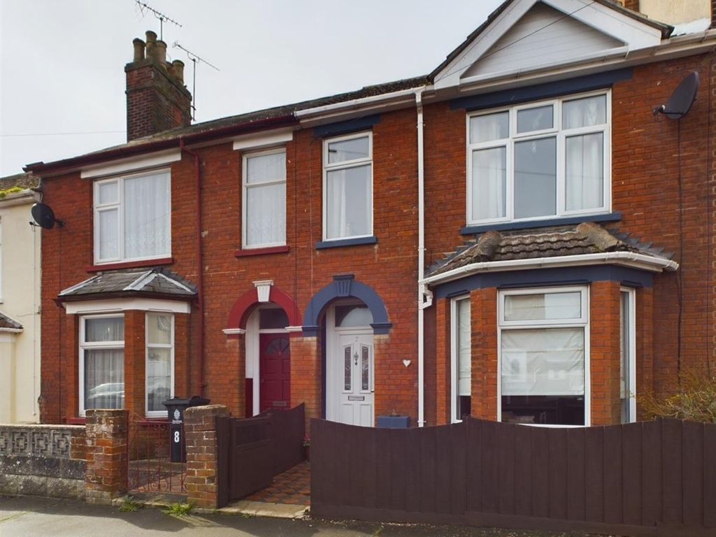 2 bed terraced house for sale in Brooklyn Road, Dovercourt, Harwich