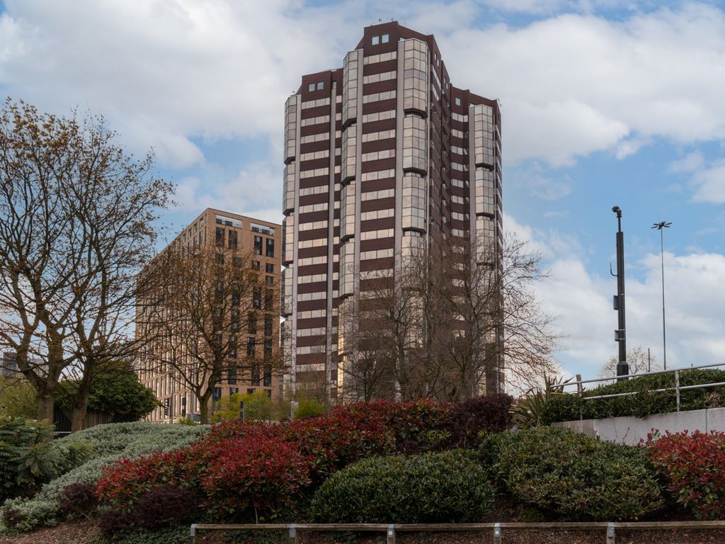 1 bed flat for sale in Metropolitan House, 1 Hagley Road, Birmingham