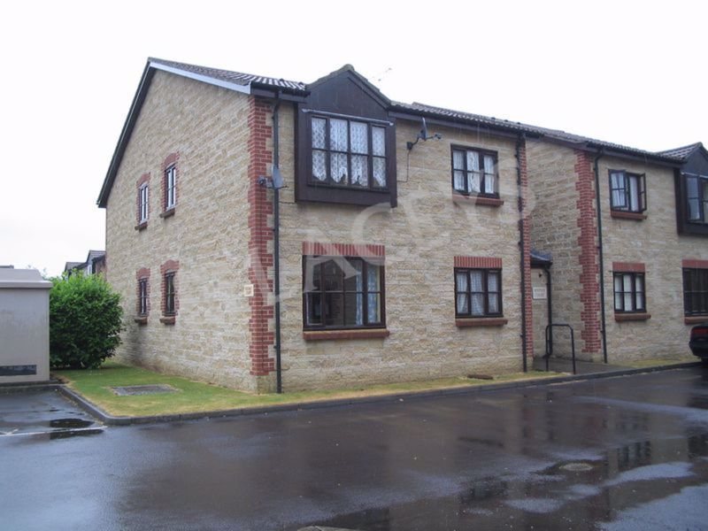 1 bed flat to rent in Ritchie Road, Houndstone, Yeovil BA22, £575 pcm Zoopla