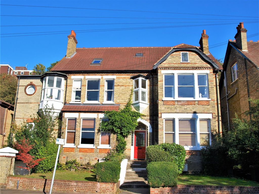 2 bed flat for sale in Madeira Avenue, Shortlands, Bromley BR1 Zoopla