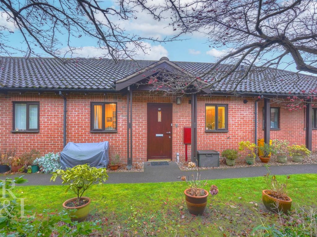 2 bed bungalow for sale in Marlborough Court, West Bridgford