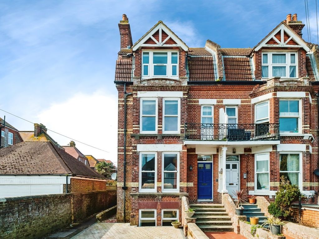 6 bed end terrace house for sale in St Catherines Road, Littlehampton