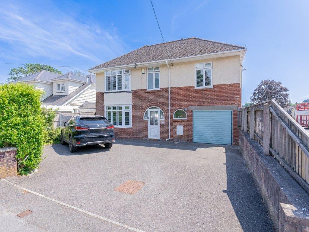 5 bed detached house for sale in Springdale Road, Broadstone, Poole
