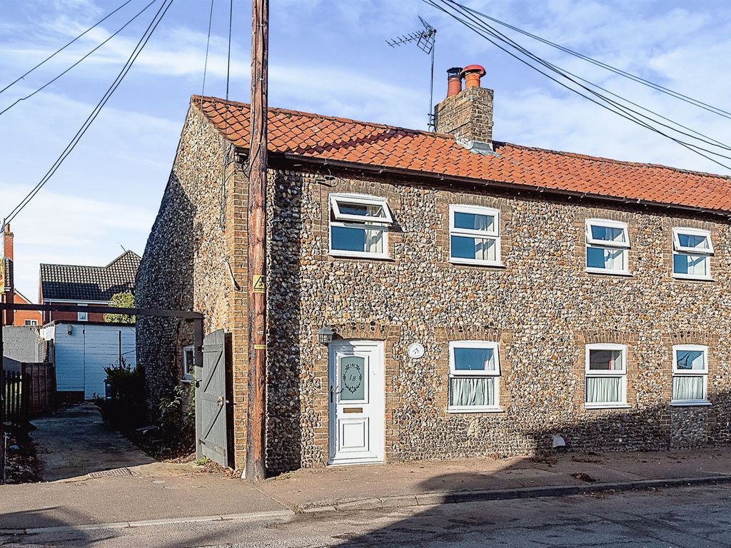 3 bed property for sale in Wamil Way, Mildenhall, Bury St. Edmunds IP28