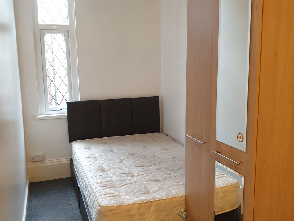 Room to rent in Park Street, Worksop S80 Zoopla