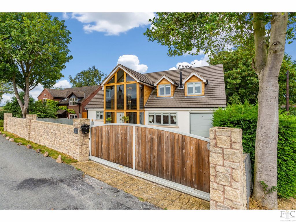 5 bed detached house for sale in Desford Lane, Leicester LE9 Zoopla