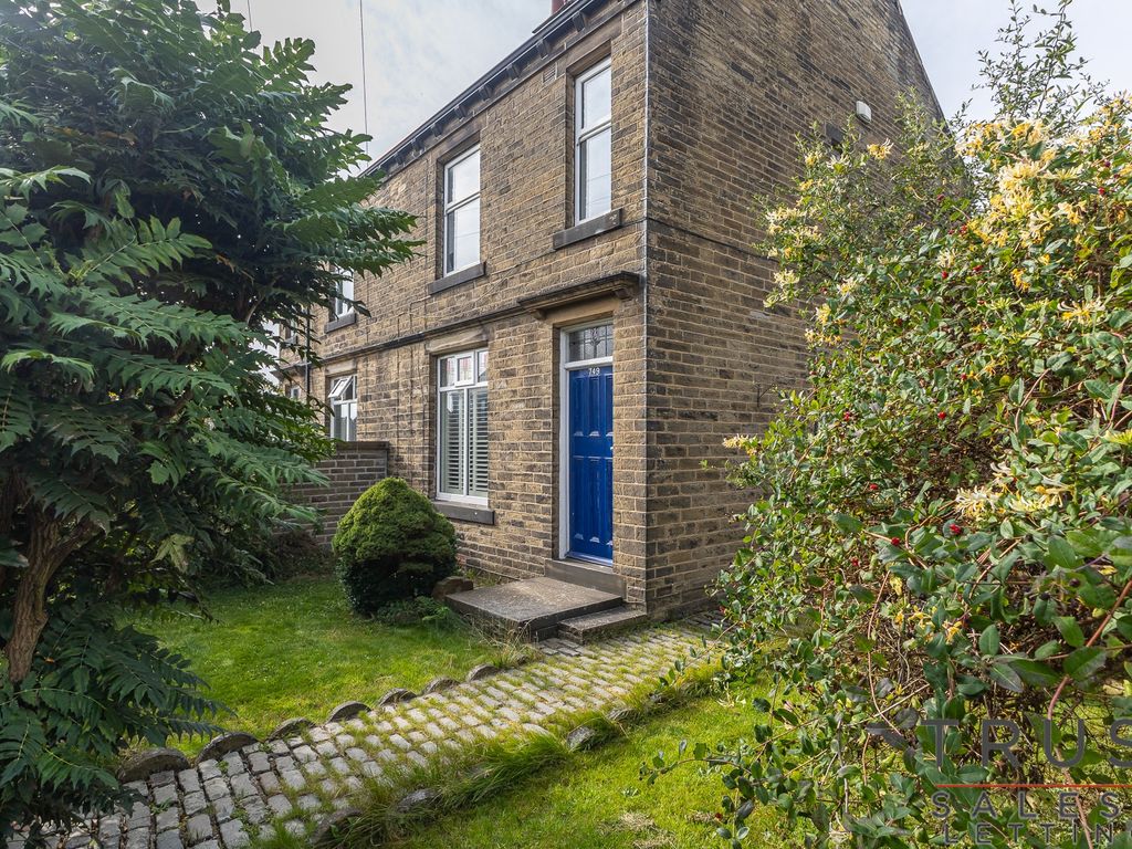 2 bed semidetached house for sale in Bradford Road, Birkenshaw