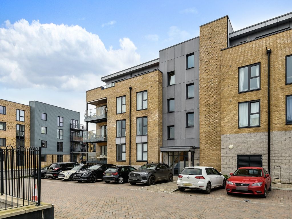 2 bed flat for sale in Castle Hill Drive, Castle Hill, Ebbsfleet Valley