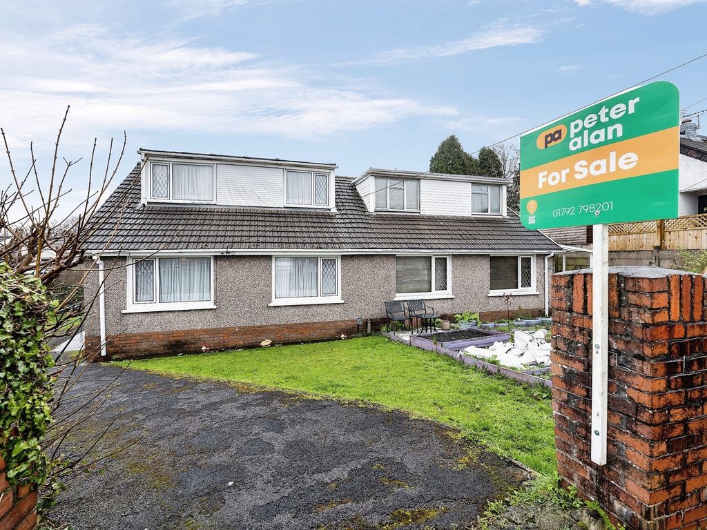 3 bed semidetached bungalow for sale in Maes Yr Awel, Llansamlet