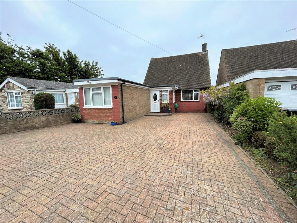 3 bed detached house for sale in Eldon Road, Luton LU4 Zoopla