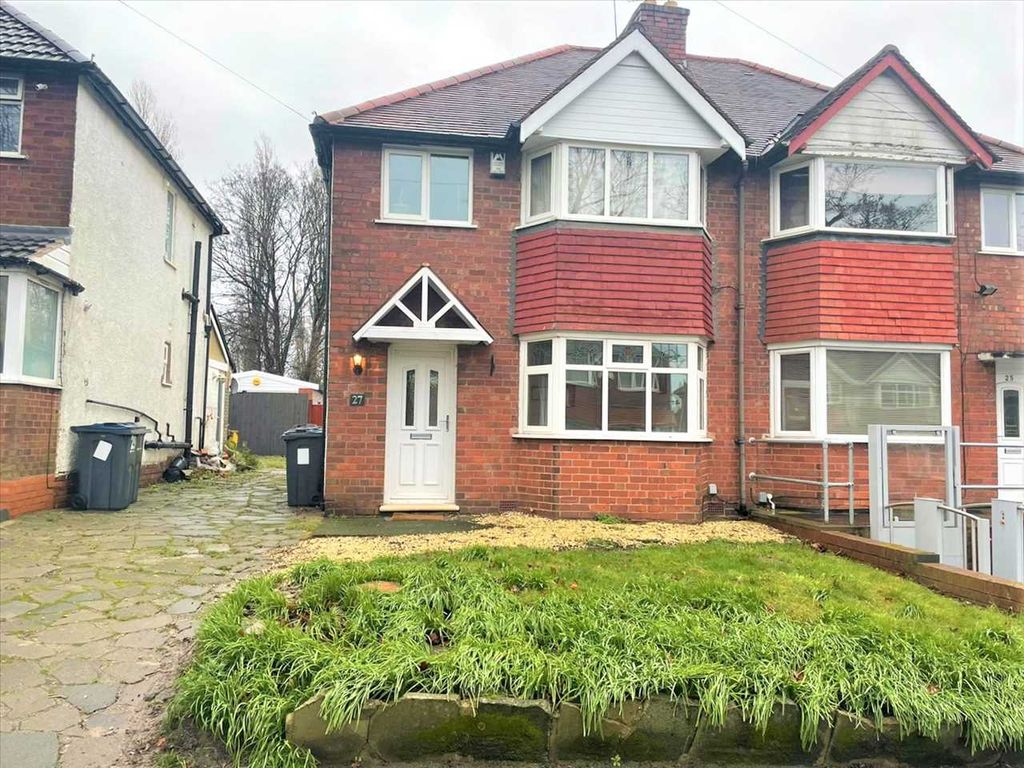 3 bed semidetached house for sale in Olton Croft, Acocks Green