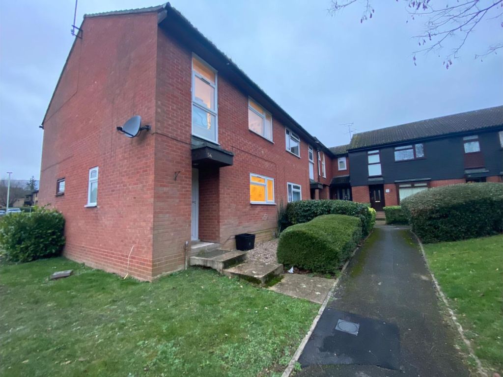1 bed end terrace house for sale in Fleetham Gardens, Reading RG6, £