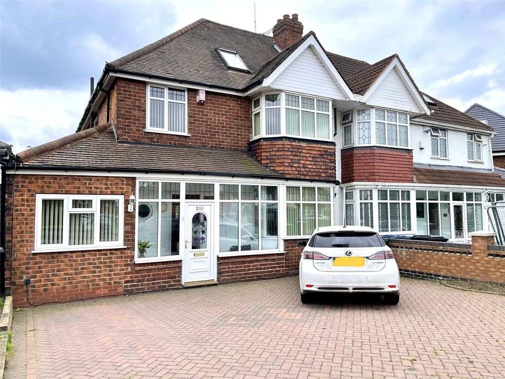 4 bed semidetached house for sale in Bromford Road, Hodge Hill