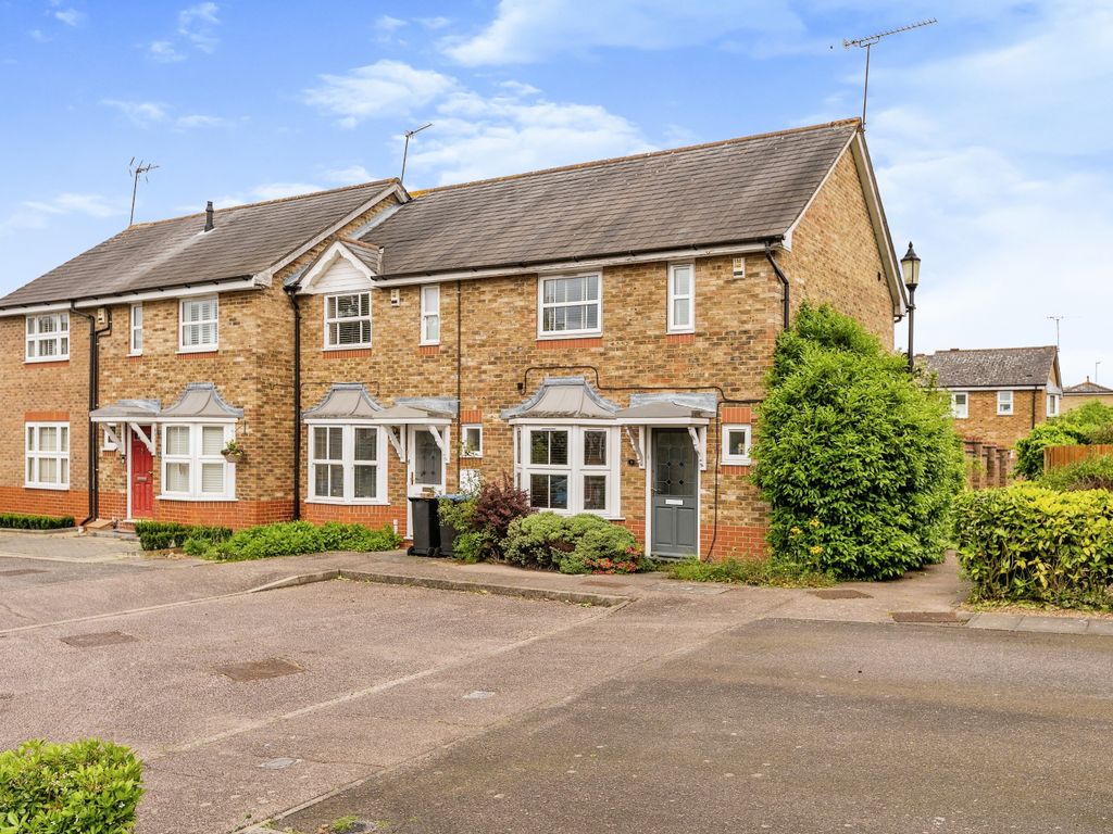 2 bed end terrace house for sale in Chadwick Avenue, London N21, £