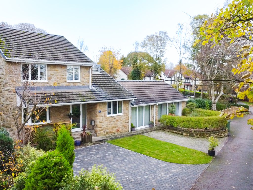5 bed detached house for sale in Crescent View, Leeds LS17 Zoopla