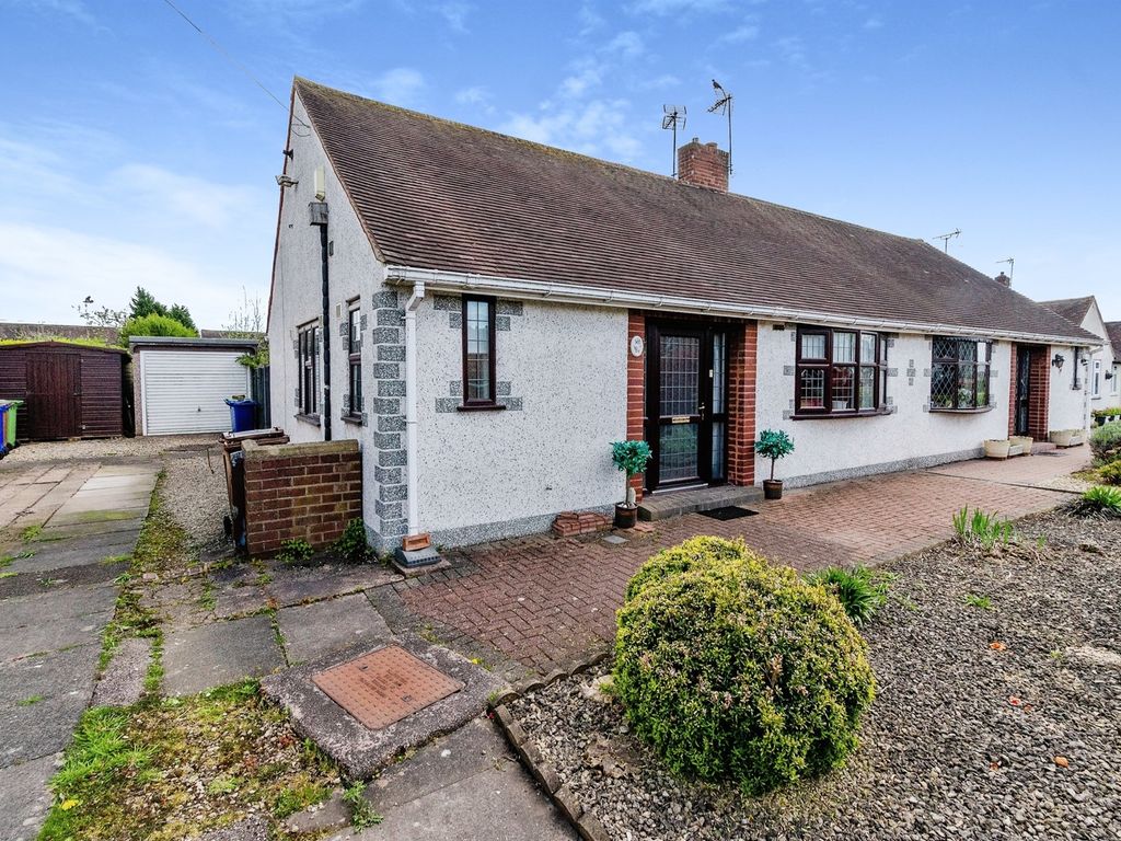 2 bed semidetached bungalow for sale in Pye Green Road, Cannock WS11