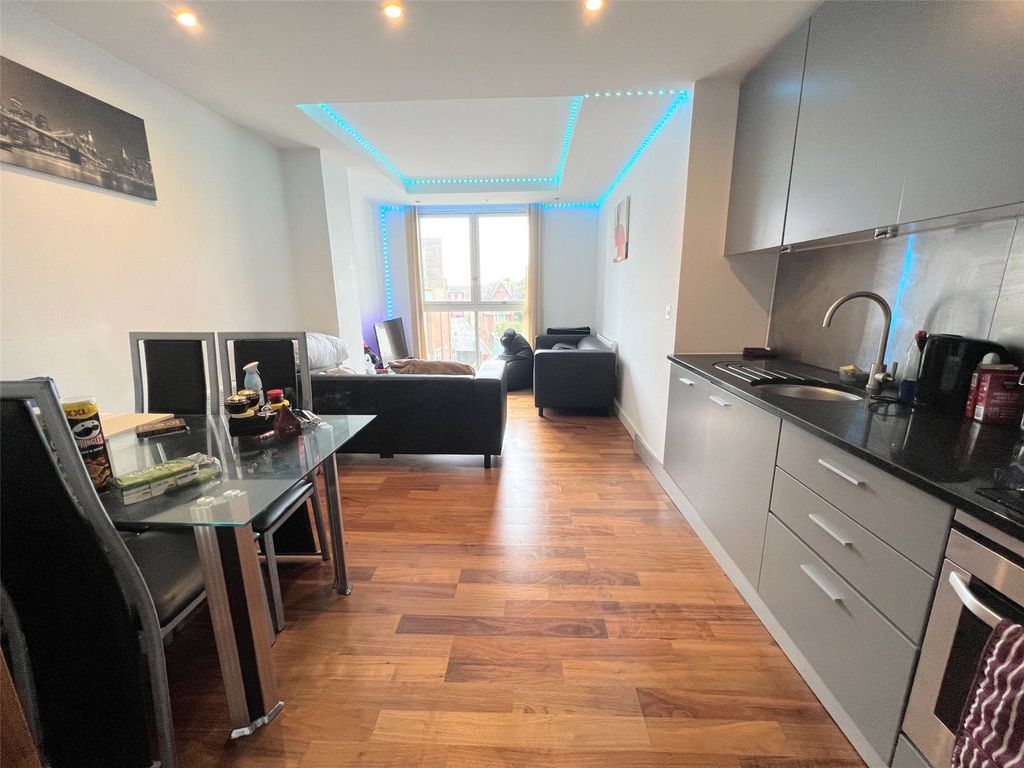 1 bed flat for sale in Admiral House, 3842 Newport Road, Cardiff