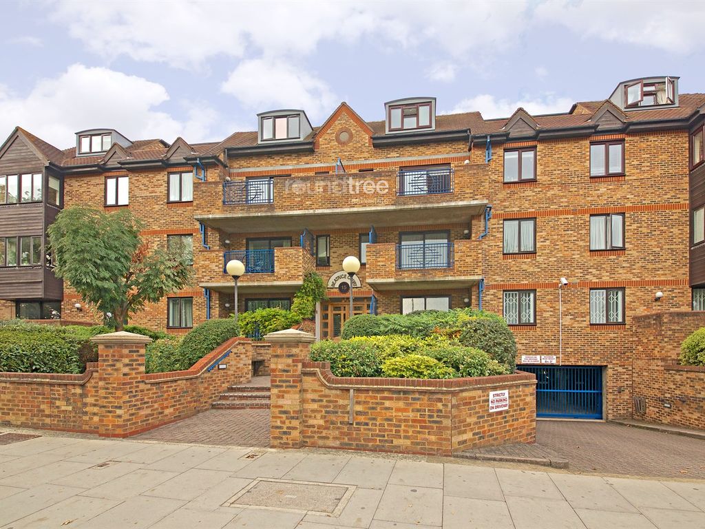 3 bed flat for sale in Beatrice Court, Queens Road, Hendon NW4, £