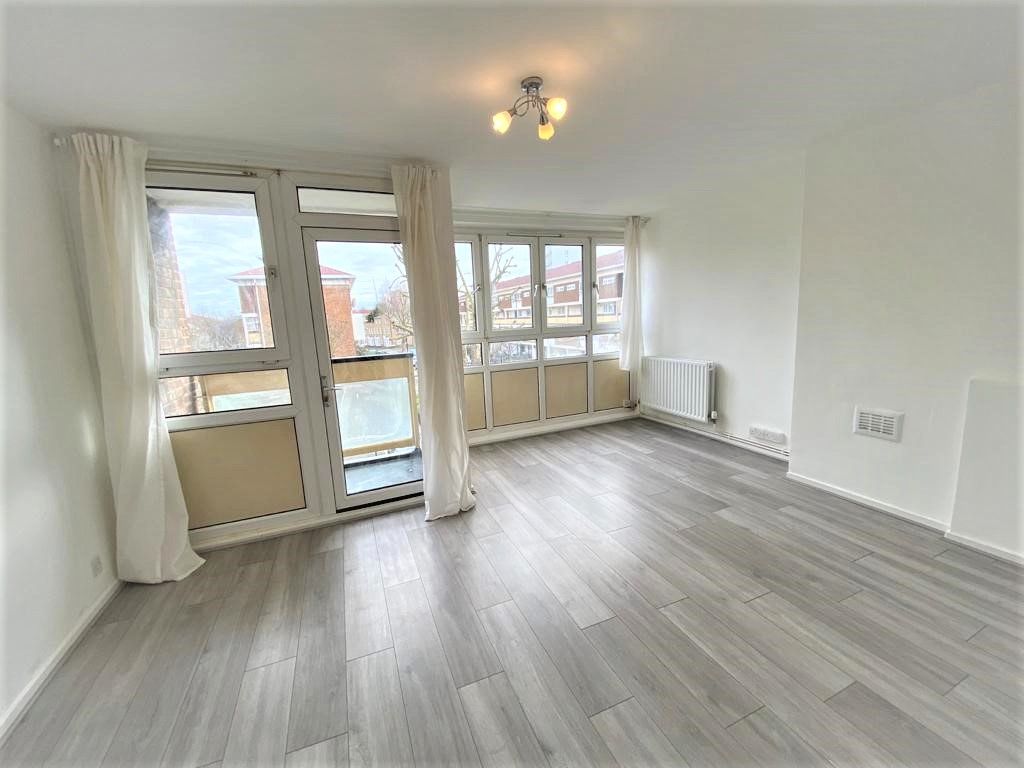 3 bed flat for sale in Knapp Road, London E3 Zoopla