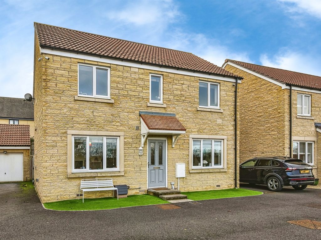 4 bed detached house for sale in Buttercup Close, Frome BA11, £440,000