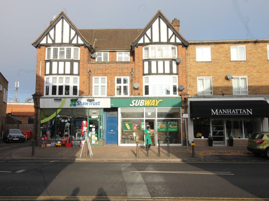 2 bed flat for sale in Maxwell Road, Beaconsfield HP9 Zoopla